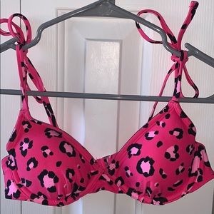 SMALL Xhilaration bikini top